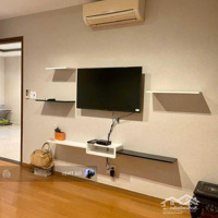 Căn Sky Center Phổ Quang, 2 Phòng Ngủ- 2 Vệ Sinh74M2, Giá Bán Chỉ 4.360 Tỷ Bao Gồm Thuế Phí Full Nội Thất