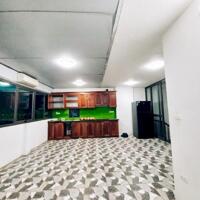 Bán Nhà Hưng Thịnh, Vỉa Hè OTO Tránh, Lô Góc 3 Thoáng, View CV Yên Sở, 6T Hiện Đại, 60m2, 14.2 Tỷ