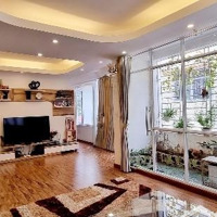 Chính Chủ Bán Nhà Mp Trần Thái Tông, Cầu Giấy,Diện Tích90M2, 2 Tầng, 40 Tỷ