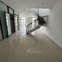 Cho Thuê Shophouse Liền Kề 5 Tầng 25 Triệu/Tháng. Liên Hệ: 0387778526 Em Nguyệt Để Chốt Căn