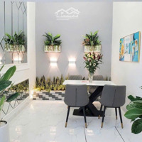 Nhà Đẹp Nguyễn Trãi - Thoáng Sáng Rực Rỡ - Ôtô Vào Nhà - Vài Bước Ra Ôtô Tránh