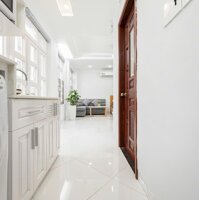 CĂN HỘ STUDIO BAN CÔNG RỘNG 45M2 GẦN CHỢ BẾN THÀNH QUẬN 1