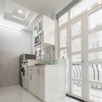 CĂN HỘ STUDIO BAN CÔNG RỘNG 45M2 GẦN CHỢ BẾN THÀNH QUẬN 1