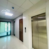 Văn Phòng 200M2 Giá Chỉ 26 Triệu Tại Phố Nguyễn Xiển, Thanh Xuân, Sàn Gỗ, Mặt Tiền 12M, Trần 3M