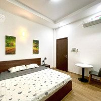 Trống Phòng Full Nội Thất, Thang Máy Ngay Ngã Tư Phú Nhuận