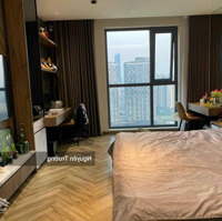 Bán Căn Hộ Penthouse Tại Udic Westlake, 208M2, 4Pn3Vs, Full Đồ Đẹp, View Hồ Tây. Giá Chỉ 19.9 Tỷ