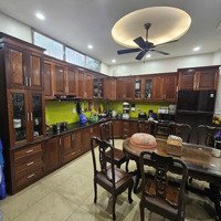 Bán Nhà -Quán Thánh -Ba Đình -Phố Vip Khu Biệt Thự Cao Cấp -Dân Trí Cao -An Ninh Tuyệt Đối.
