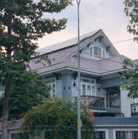 Cho Thuê Biệt Thự Căn Góc Đẹp,2 Mặt Tiền, An Phú Quận 2 Giá Chỉ 3200$ Tl. Ý Anh: 0909100441.