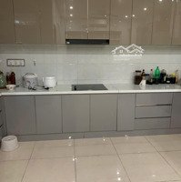 Cho Thuê Biệt Thự Căn Góc Đẹp,2 Mặt Tiền, An Phú Quận 2 Giá Chỉ 3200$ Tl. Ý Anh: 0909100441.