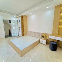 Hàng Hiếm Tại Minh Khai, 5,85 Tỷ Vnd, 32M2, 3 Phòng Ngủ+ 4Wc/Pt, Full Nội Thất, Lô Góc, Cc Feliz Homes.