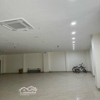 Tòa Văn Phòng Mặt Đường Phạm Văn Đồng 296M2*8 Tầng*17M Mặt Tiền - Dòng Tiền 400 Triệu/Tháng - Giá Bán 145 Tỷ