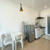 Studio Ban Công Siêu Nhiều Ánh Sáng Ở Được Liền Nằm Ở Thảo Điền Q2