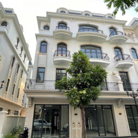 Chiết Khấu 29,5% Shophouse Hoàn Thiện Full 5 Tầng Chỉ Cần Xách Vali Về Ở. Lh : 0979579522