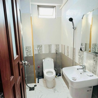Chính Chủ Cho Thuê Phòng Của Sổ Trời Full Nội Thất