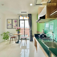 Căn Hộ 1 Phòng Ngủban Công Có Dvu Thay Drap Dọn Phòng Ngay Lăng Cha Cả 40M2