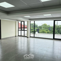 Cho Thuê Nhà Mp Nguyễn Khoái: 100M2 X 4 Tầng, Mt: 6,5M, Nhà Mới, Có Hầm, Thang Máy. Liên Hệ: 0974557067