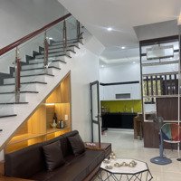 50M2 Nhà Đẹp Kiên Cố - Nội Thất Xịn Sò - Ô Chờ Thang Máy - Giá Chỉ 6 Tỷ Nhỉnh - Ngã Tư Canh