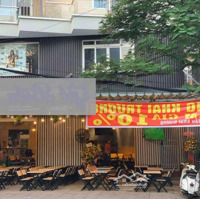 Cho Thuê Mbkd F&B Rạch Bùng Binh, P9, Q3. Dt: 6X15M. Dtsd: 180M2