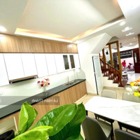 Bán Nhà Võ Chí Công, Ô Tô Tránh Sát Nhà, Ngõ Thông Các Ngả, 39M2 Chỉ Nhỉnh 7 Tỷ.