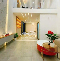 Chỉ 5 Tỷ 6 Sở Hữu Nhà Quận 10, Đường Hồ Bá Kiện, P15 - 52M2 - Shr