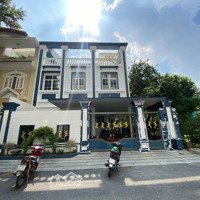Bán Nhanh Biệt Thự Góc Khu Mỹ Phước, Phú Mỹ Hưng, P. Tân Phong, Q7. Diện Tích: 198M2, Giá Chốt Bán 76 Tỷ