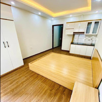 Nhà Nguyễn Khang ,48M2 ,5 Tầng . Dòng Tiền 50 Triệu/ Tháng