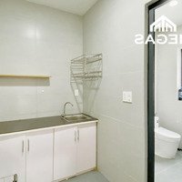 Căn Studio - Nội Thất Đầy Đủ - Cửa Sổ - Ngay Nguyễn Thị Định - Citi Soho - Phố Đông Village