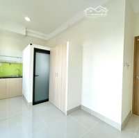 Ngay Học Viện Cán Bộ Chợ Long Vân Phòng 25M2 Full Tiện Nghi Thoáng