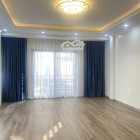 Bán Nhà Võ Chí Công, Hoàng Quốc Việt. 40M2*6T Tm. Xây Mới Full Nội Thất, Ôtô Đỗ Cửa. Giá Bán 8,5 Tỷ