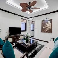 Cần bán biệt thự xẻ khe 10,8 tỷ tại The Crown - Vinhomes Ocean Park 3,