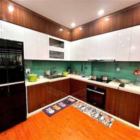 Hơn 20 Tỷ Sở Hữu Nhà 60M2, Phân Lô Ô Tô Chạy Vòng Quanh Trung Tâm Đống Đa