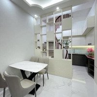 Bán Nhà Siêu Hiếm Ngõ Toàn Thắng, Đống Đa. 30M2, 4 Tầng,Mặt Tiền3.3M. Gần Phố, An Sinh Đỉnh Cao.