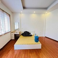 Bán Nhà Ngõ 136 Tây Sơn, 31M2 6T 5,5 Tỷ, Ngõ Thông Kd, 3 Gác Tránh Nhau, 50M Ra Phố, Gần Ô Tô Tránh