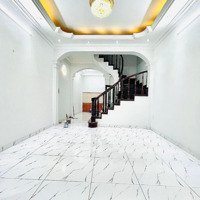 Bán Nhà Phố Đặng Tiến Đông, Q. Đống Đa, 38M2*5 Tầng, Ngõ Thoáng Mát, 20M Ra Phố, Giá Chào 8.4 Tỷ