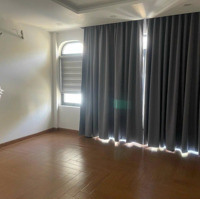 Mt Trường Sơn, P2, Tân Bình. Dt: 8,2X23, Hầm 5 Lầu. Hđt 160 Triệu, Giá 38