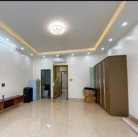 Nhà Nguyễn Đổng Chi(Cầu Diễn)- Ngõ Thông- 8,4Tỷ. Thoáng Trước Sau- View Vinhomes