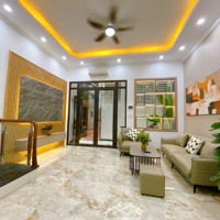 Bán Nhà Riêng Đường An Dương, Tây Hồ, 39M2, 8,3 Tỷ Vnd - Căn Nhà Đầy Đủ Tiện Nghi