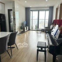 Bán Chung Cư N07- Dịch Vọng, 94M2, 2 Phòng Ngủ, 2 Vệ Sinh Giá: 5.5 Tỷ. Liên Hệ: 0379455020