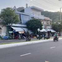 Bán Đất Đường Phạm Văn Đồng, Vĩnh Hoà, Nha Trang. Diện Tích: 116.8M2. Ngang 19M. Sổ Hồng. Giá Rẻ: 110 Triệu/M2