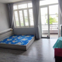 Phòng Cao Cấp, Full Nội Thất, Có Balcon