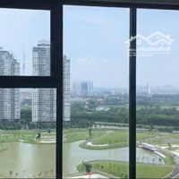 Chính Chủ Bán Căn Hộ 113M2 View Hồ Điều Hoà 4 Phòng Ngủ 2 Wc Liên Hệ: 0911120228