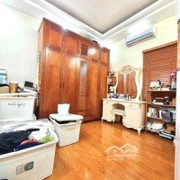 Bán Nhà - Nguyễn Khánh Toàn - Cầu Giấy - 30M Ra Phố- Nhà Đẹp Ở Và Cho Thuê