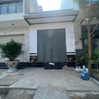 Nhà Trệt Hưng Phú 2 Phòng Ngủ, 3 Toilets, Mới 100%, Sân Oto, 2 Máy Lạnh, Giá Rẻ: 6 Triệu