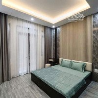 Bán Nhà Riêng Phố Đặng Tiến Đông, 60M2, View Đẹp, Giá Tốt, Trung Tâm Quận Hiếm Nhà Bán, Ngõ Thông