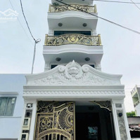 Phòng Đầy Đủ Nội Thất Hiện Đại, Cửa Sổ Thoáng, Ngay Phan Văn Hớn - Cầu Tham Lương