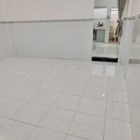 Bán nhà trung tâm Biên Hoà 70m2 góc 2 mặt tiền, gần bánh kem Siu Siu giá chỉ 1,99 tỷ