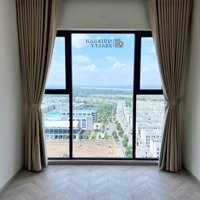 Cho Thuê 2 Phòng Ngủlumiere Boulevard Lầu Cao Hướng Đông Nam Mát Mẻ View Công Viên Không Che Chắn