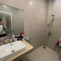 60M2 -Ô Tô Ngủ Trong Nhà -Khu Phân Lô 6M Nhựa Ngay Cạnh Quận 10 Ngang 4.1X15M Ib Em + 5 Phòng Ngủlớn Wc R