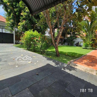 Biệt Thự Villa Sân Vườn Siêu Rộng 820 M2 125 Tỷcó Thương Lượngcompound Thảo Điền Nguyễn Văn Hưởng 0768999868