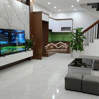 Bán Nhà Đẹp Tại Ngọc Hồi, 4,5 Tỷ Vnd, 40M2 Nhiều Tiện Ích, Gần Ngay Ô Tô Tránh